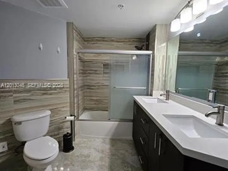 9055 SW 73rd Court Rd #1008 — Photo 16