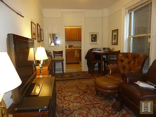 Rented by Halstead Real Estate | media 16