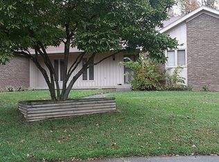 10400 Croswell Trce, Louisville, KY 40223