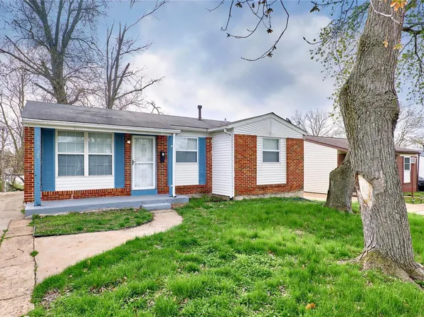 10128 Castle Dr, Saint Louis, MO 63136