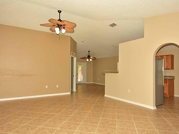 5th image of 12608 Lake Vista Dr