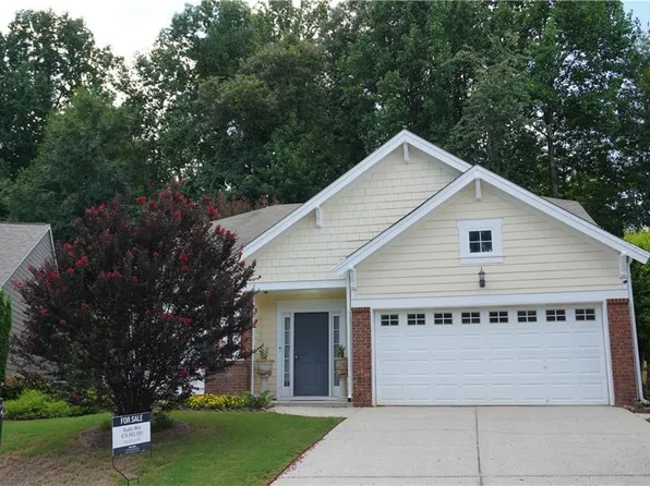 2219 Alnwick Dr, Duluth, GA 30096