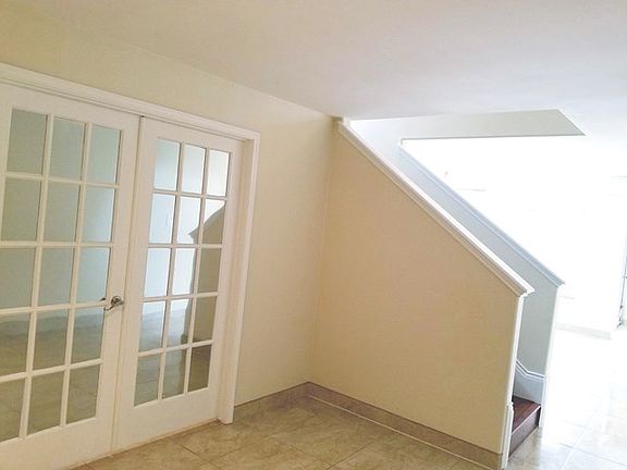 2nd image of 4105 Orchid Ave