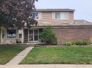 210 N Princess Dr W, Canton, MI 48188