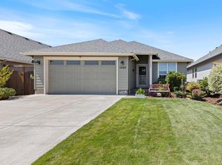 1590 SE Barberry Ave, Dallas, OR 97338