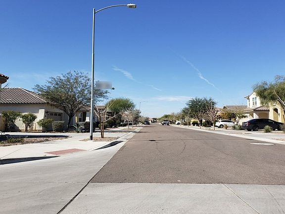 4th image of 10337 W Papago St