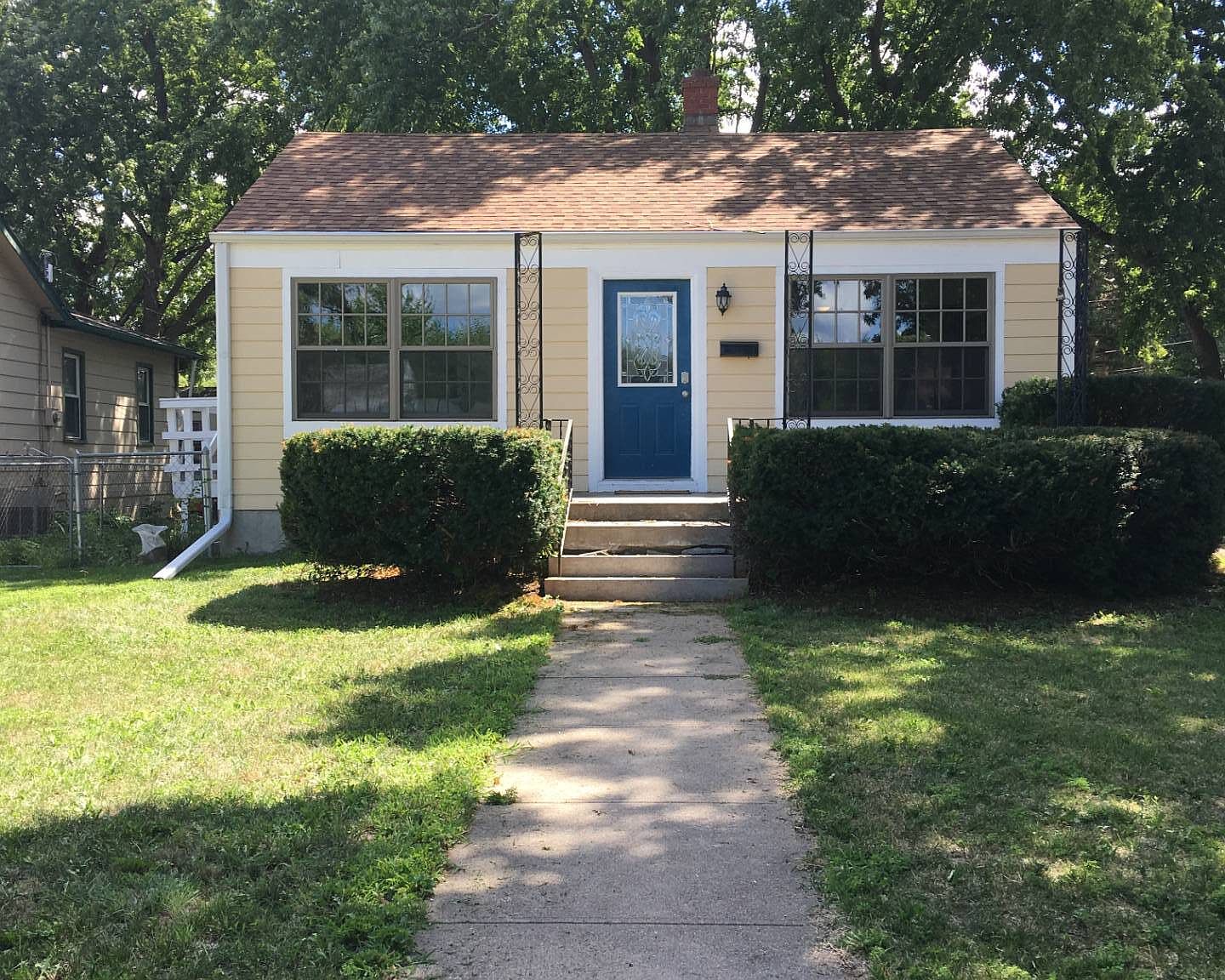 318 E Thurber St, Clay Center, NE 68933 MLS 11192300 Zillow