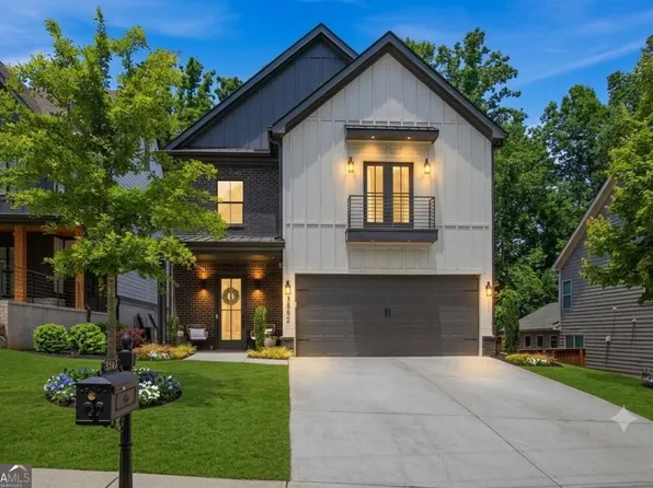 3562 S Sherwood Rd SE, Smyrna, GA 30082