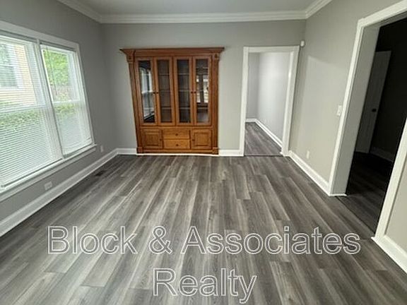 5th image of 1007 Sunset Ave