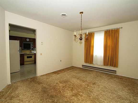 5th image of 14B Yorktowne Pkwy
