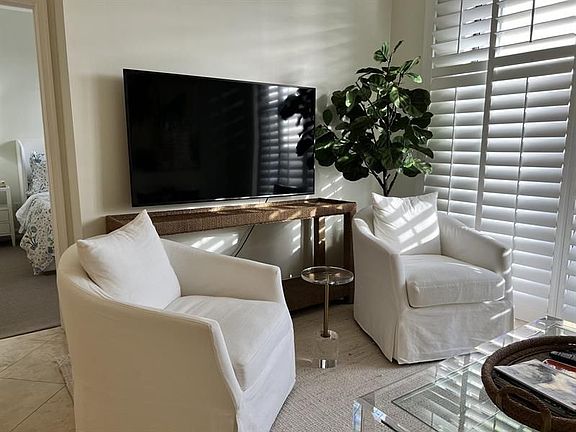 5th image of 701 S Olive Ave APT 602
