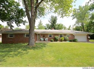 415 Coolidge Dr, Belleville, IL 62220