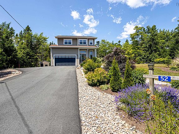 2nd image of 52 Bantry Ave