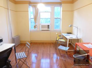 180 Dekalb Ave APT 3, Brooklyn, NY 11205