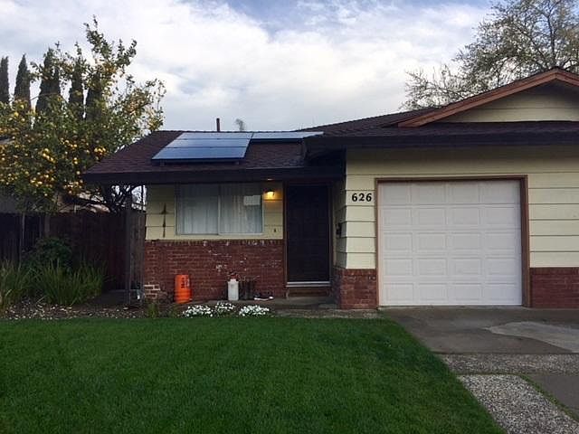 1st image of 626 Acacia Way