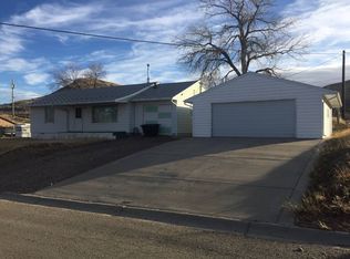 112 Plum St, Shelby, MT 59474