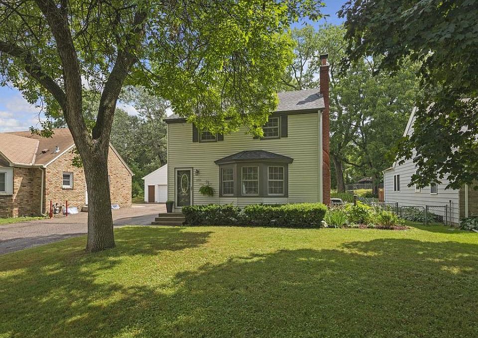 1st image of 1856 Flandrau St N