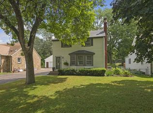 1856 Flandrau St N, Maplewood, MN 55109