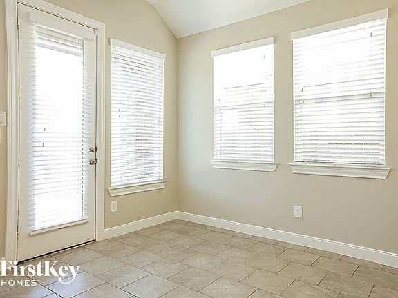 5th image of 13605 Northline Lake Dr