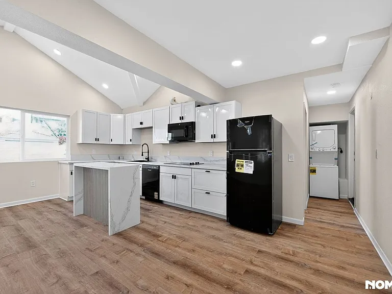 337 Apollo Dr #B — Photo 22