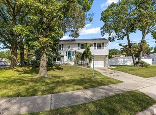 1011 W Groveland Ave, Somers Point, NJ 08244