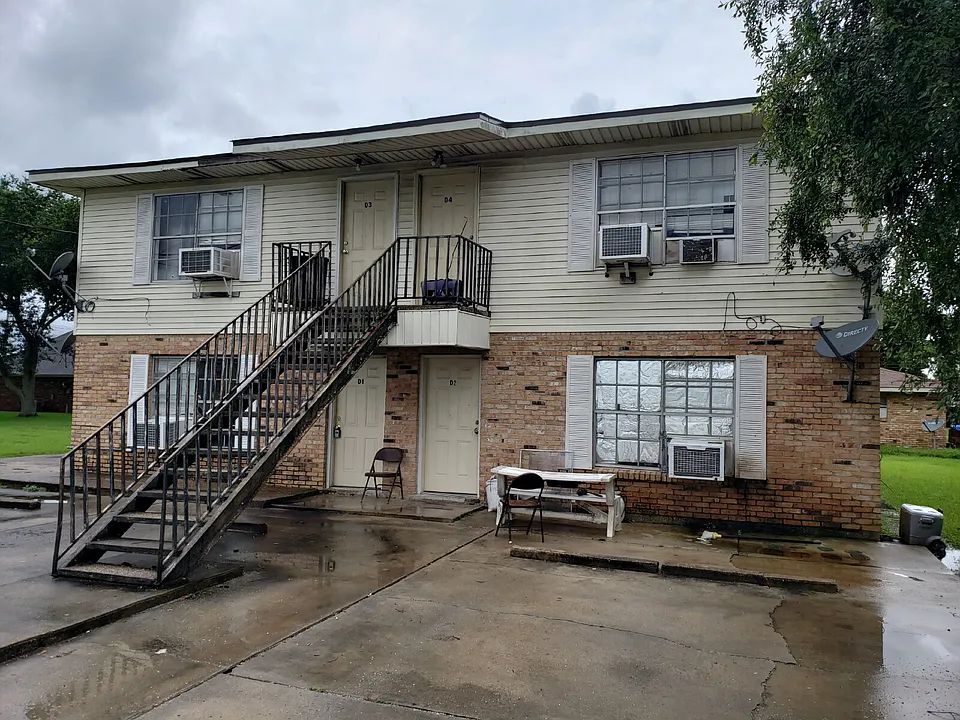 514 Saint Lucy St #D2