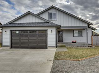 501 Amareen Ct, Nooksack, WA 98276