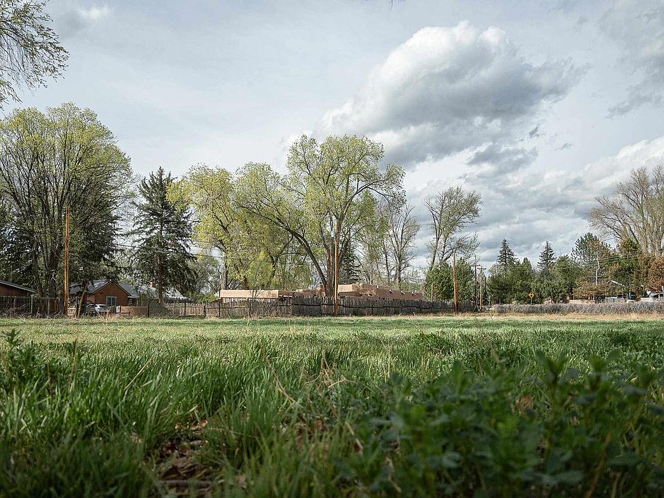 1st image of Kit Carson Rd