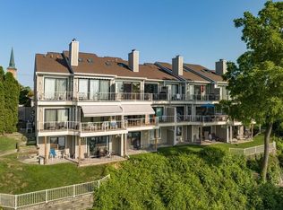 179 Wayne St #23, Saint Joseph, MI 49085