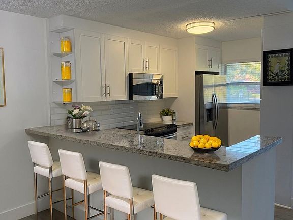5th image of 1801 NW 75th Avenue #104