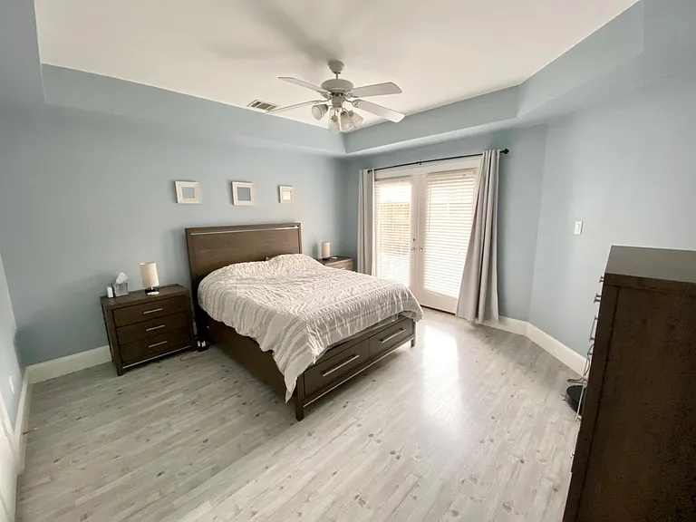 9818 Meredith Elise Ct — Photo 8