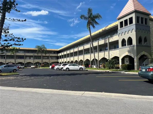 2462 Brazilia Dr APT 22, Clearwater, FL 33763