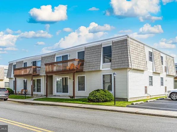 411 Lark Ln #202, Ocean City, MD 21842