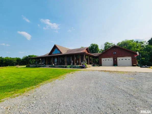 313 Double C Farm Ln, Dongola, IL 62926