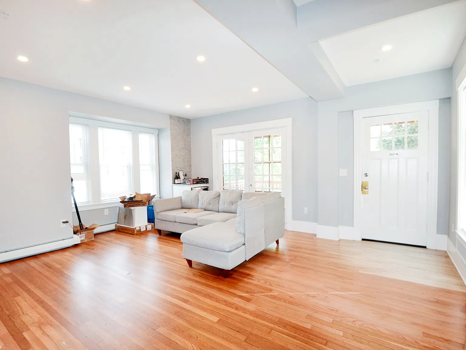 4 bed, 1500 sqft, $7,600 — Photo 4