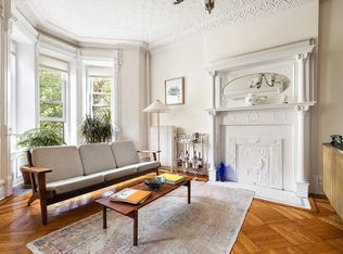 24 Fiske Pl, Brooklyn, NY 11215