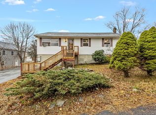 11 Armonk Rd, Carmel, NY 10512