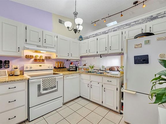 5th image of 2901 Chalmer St