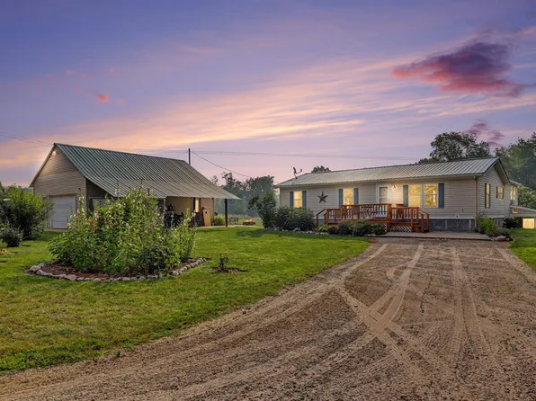 9752 Fuller Rd, Greenville, MI 48838