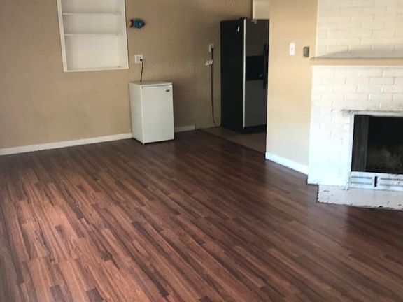 3rd image of 236 Cuesta Dr