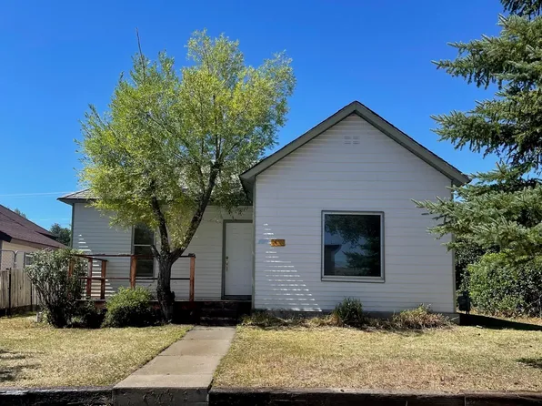 709 Cedar Avenue, Kemmerer, WY 83101