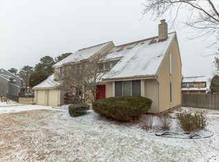 10 Elena Ct, Voorhees, NJ 08043