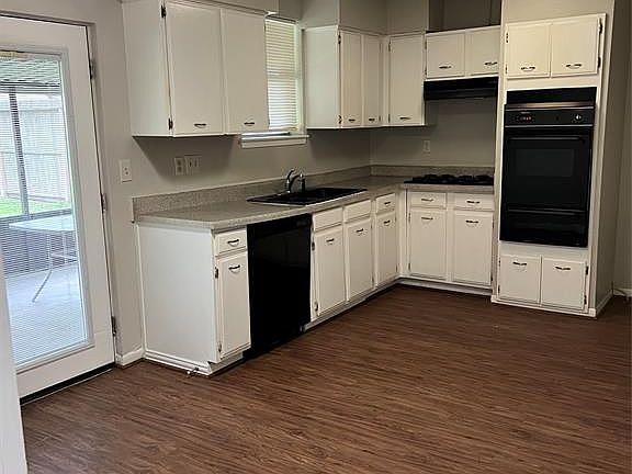 4th image of 508 Avondale Ln