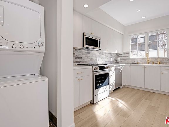 5th image of 7914 Norton Ave #102