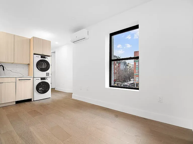 6 Avenue B #5 — Photo 4