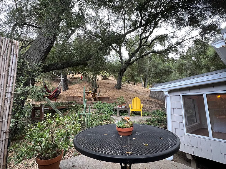 1262B N Topanga Canyon Blvd — Photo 17