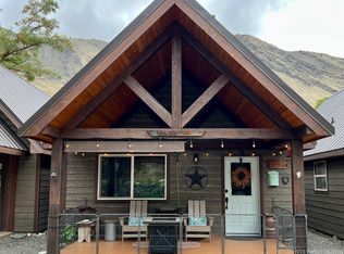 1432 N Salmon Dr, Riggins, ID 83549