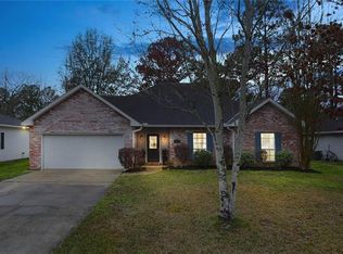 2272 Biron St, Mandeville, LA 70448