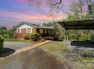 1331 McCorkle Rd, Charlotte, NC 28214