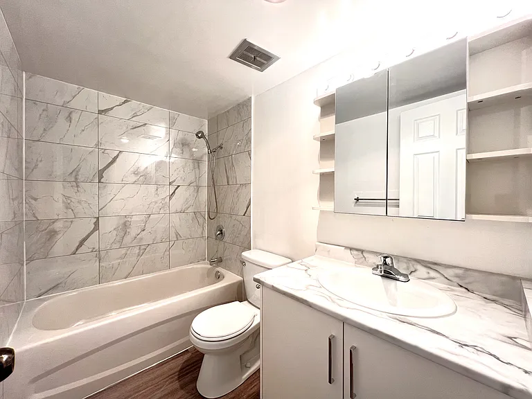325 Ward St #303 — Photo 8